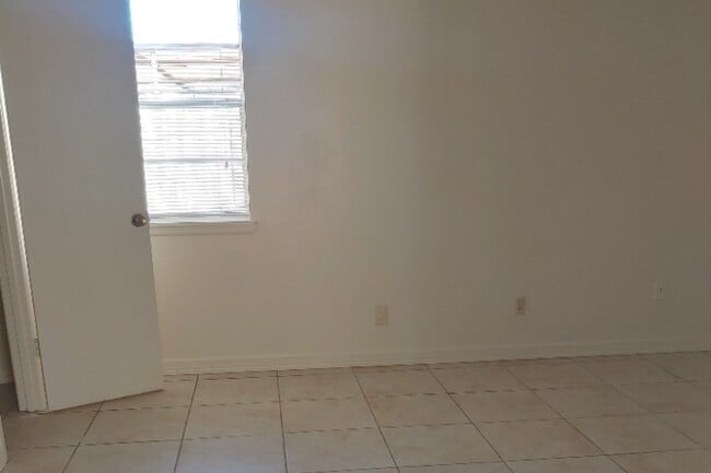 550 Square Feet