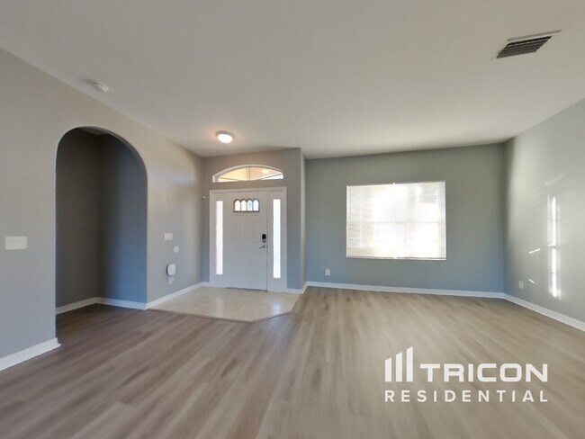 Photo - 4098 Twinbush Terrace