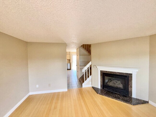 Photo - 8084 Lexington Park Dr