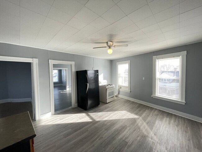 Photo - 301 Amory St Unit #3