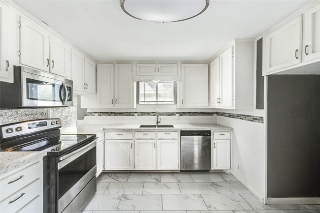 Building Photo - 224 Maddox St Rental