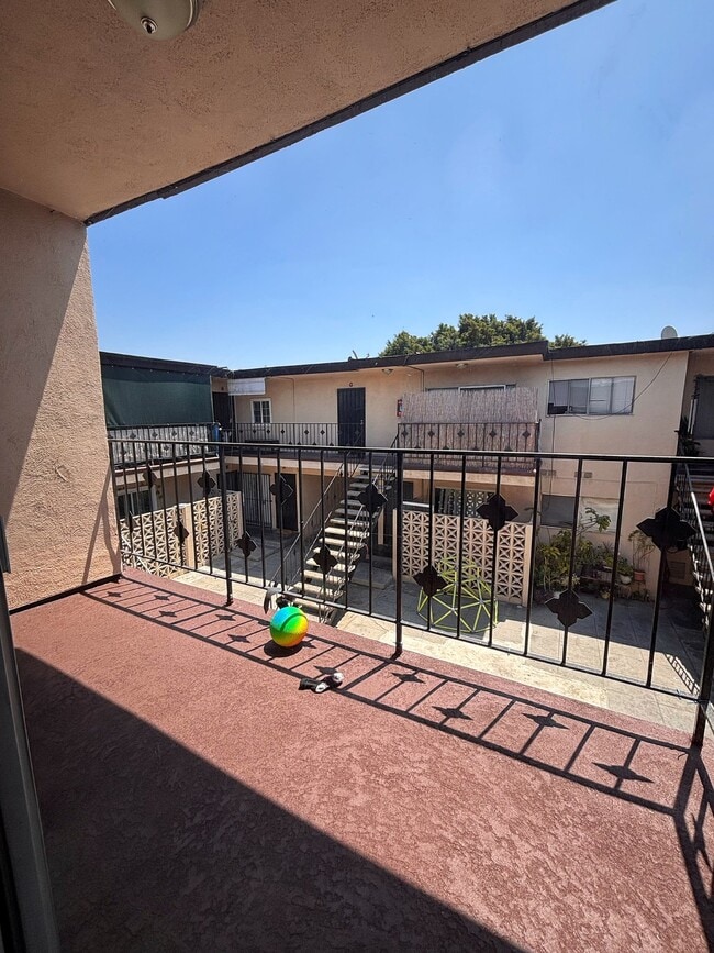 Photo - 11023 California Ave Unit K