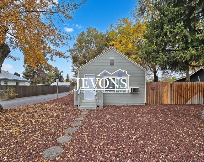 Building Photo - 812 S 10th Ave Unit 812