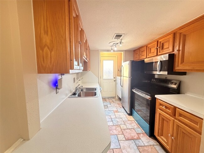 4210 Wyatt St Unit 7