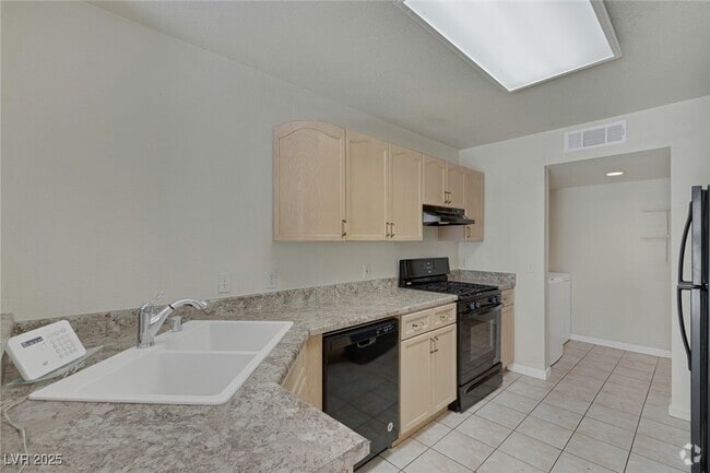 Building Photo - 8027 Teresita Ave Rental