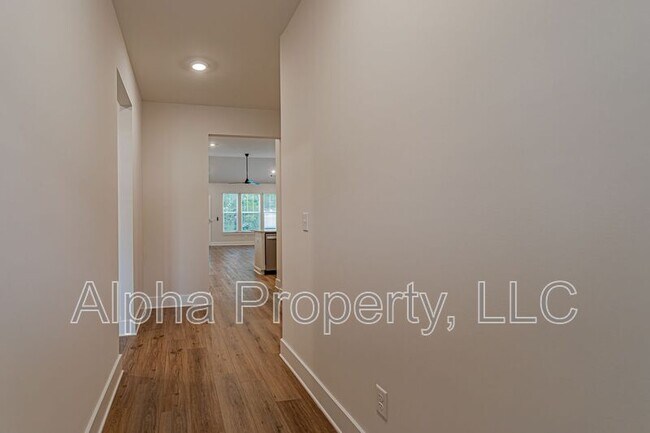 Photo - 1554 Shallons Ct