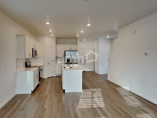 Photo - 26101 E Calhoun Pl