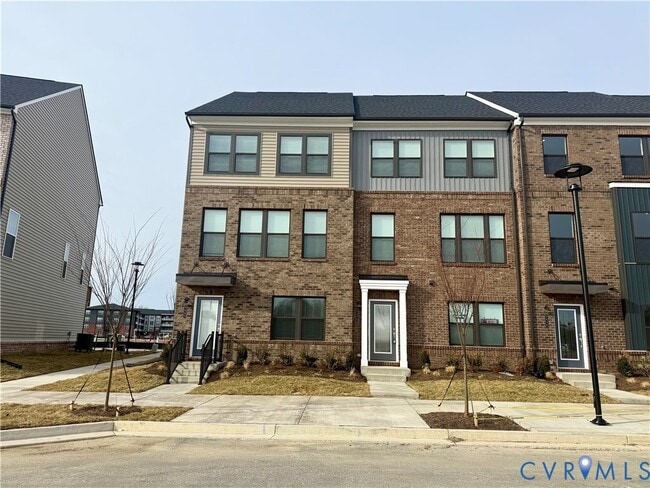 Building Photo - 9440 Alquist St