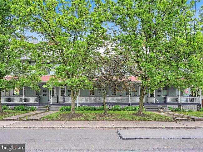 Photo - 39 Maple Ave Townhome