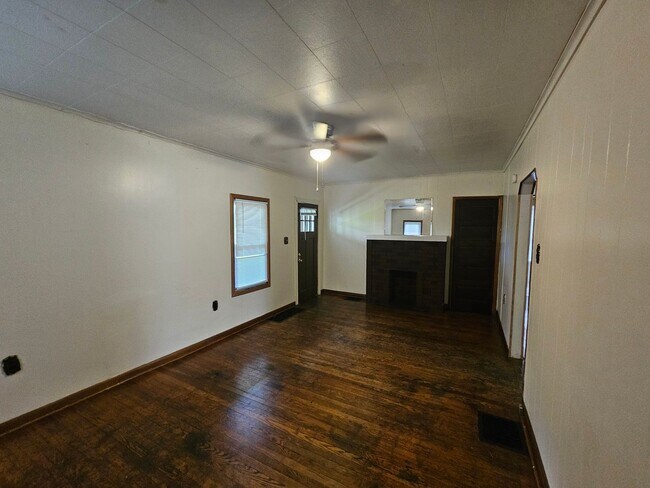 Photo - 377 Gilmore St Unidad 377A