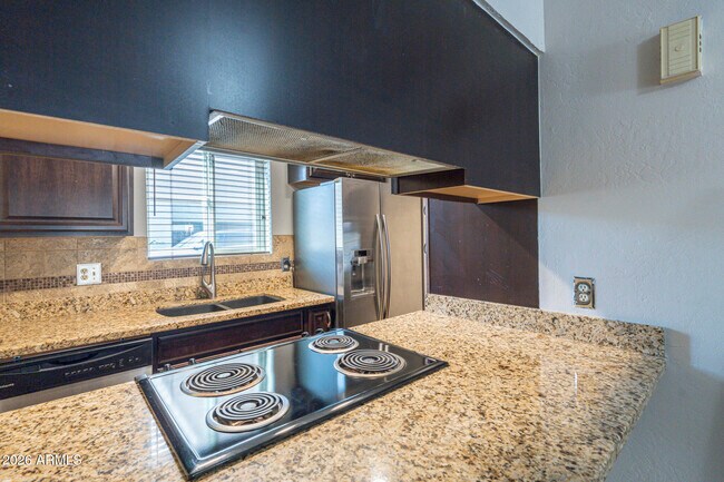 Photo - 3119 N 38th St Unit 8