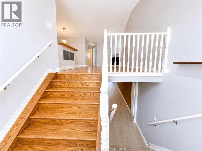 Photo - 4924 Sixth STREET