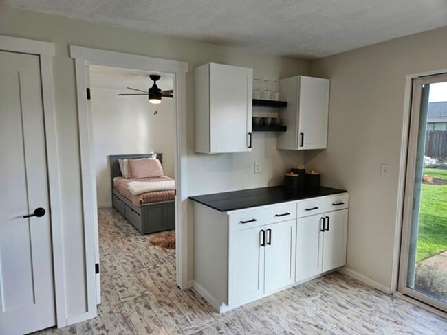 Photo - 3Bd/1Ba Single Story Home - For viewing!