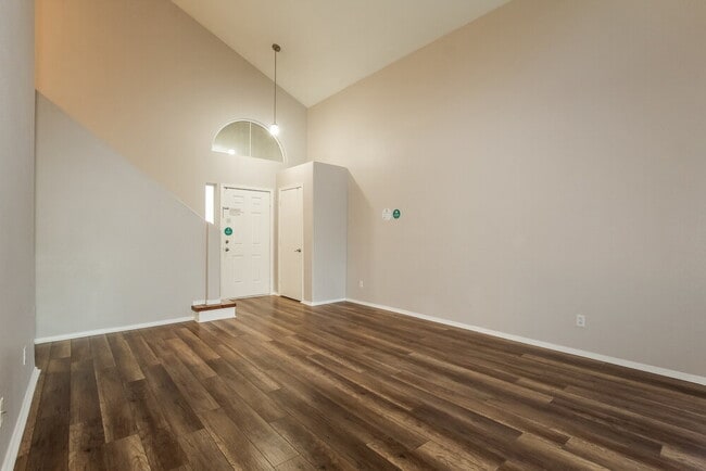 Photo - 17461 N 14th St