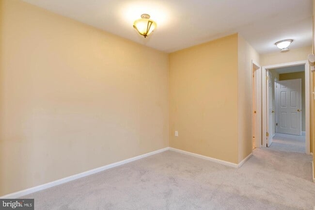 Photo - 8393 Buttress Ln Unit 202