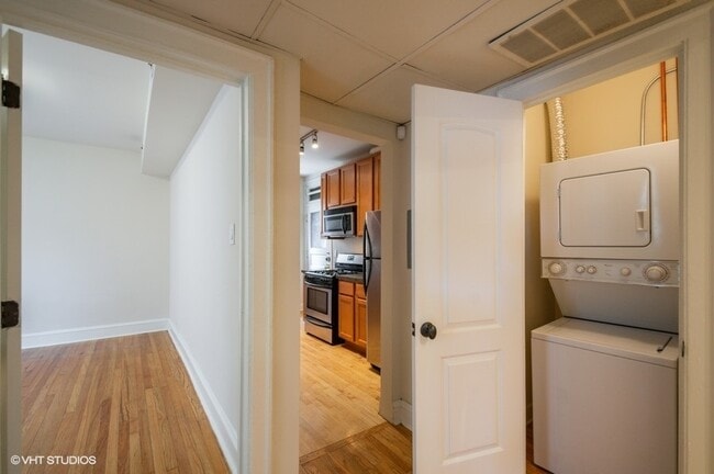 Photo - 3511 N Racine Ave Unit 3E