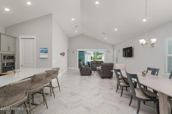 Photo - 40 Blue Hampton Dr