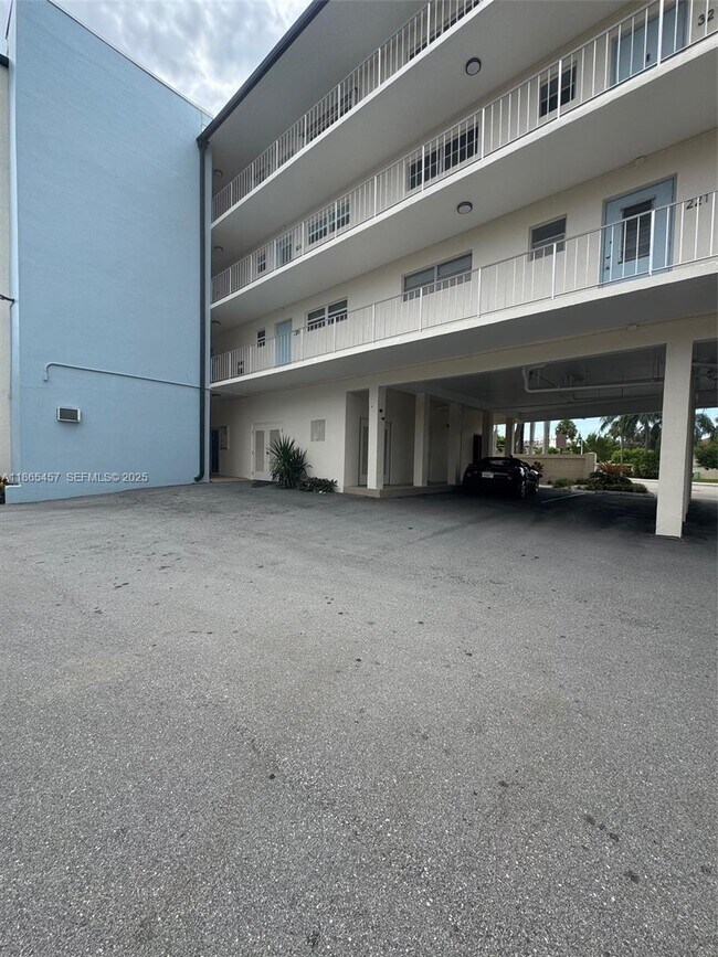 Building Photo - 1967 S Ocean Blvd Unit 315-C