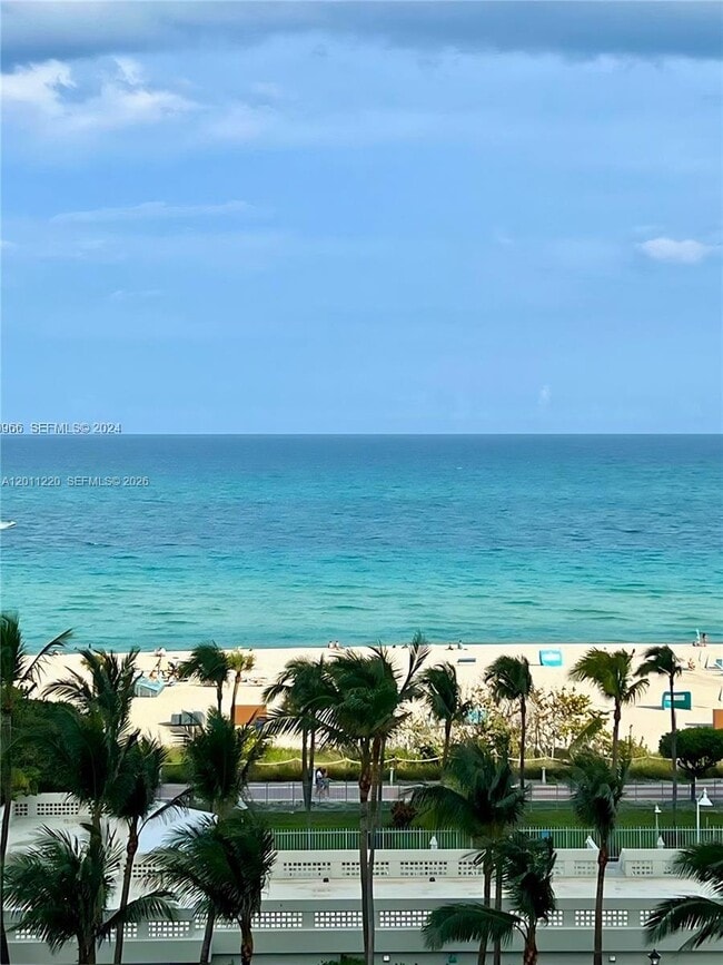 Photo - 2899 Collins Ave Unidad 905