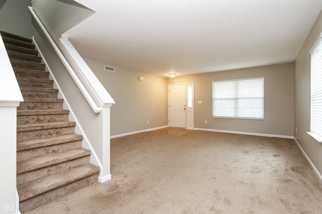 Photo - 2261 Rosswood Blvd