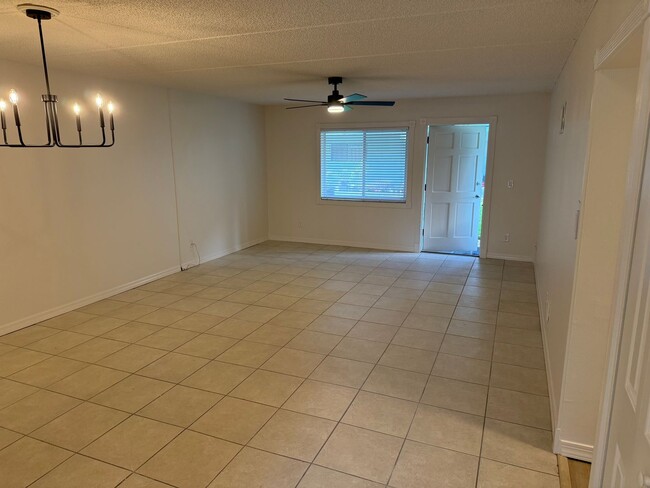 Photo - Beautiful Beachside Condo in the Heart of Ormond Beach $1300