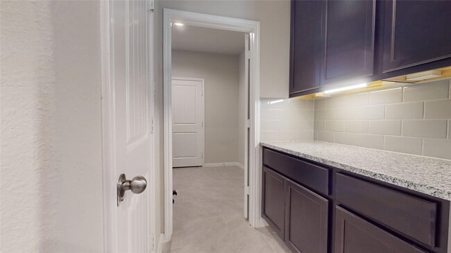 Building Photo - 5410 Wildbrush Dr