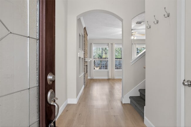 Photo - 126 Silver Penny Dr