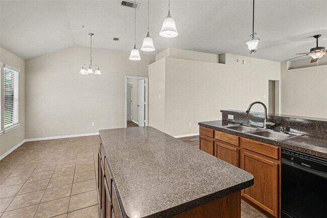 Photo - 7 Briar Grove Ct