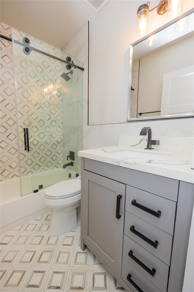 Photo - 50 Desford Ln