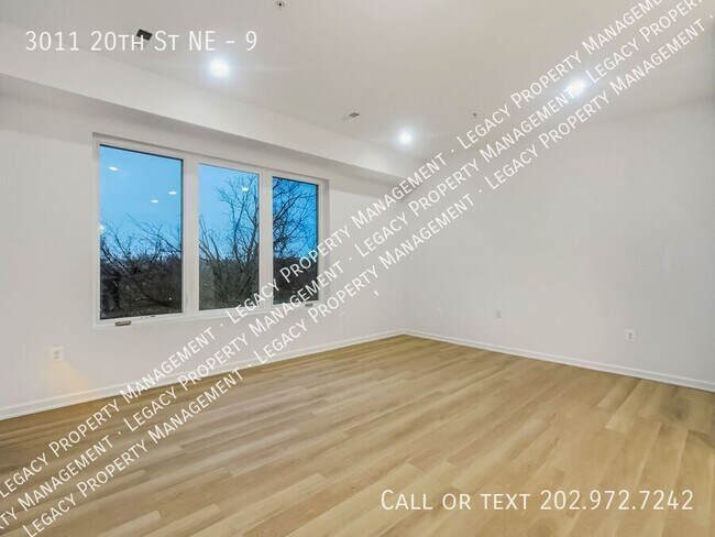 Photo - 3011 20th St NE Unit 9