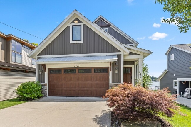 Building Photo - 4 bed 3.5 bath Mid Term Rental on Silver Lake in Rockford