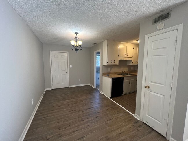 Photo - 129 Taylor Denton Ln Unidad A