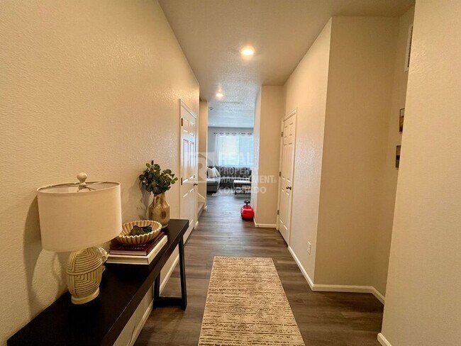 Photo - 11337 Pikeminnow Pl