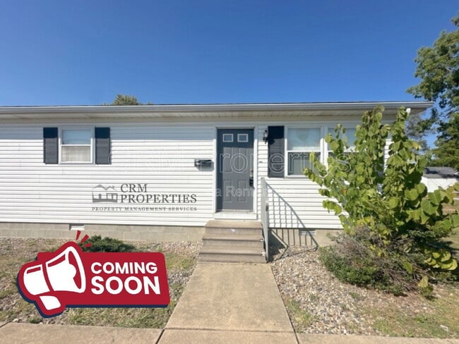 Building Photo - 722 S Lindsay St