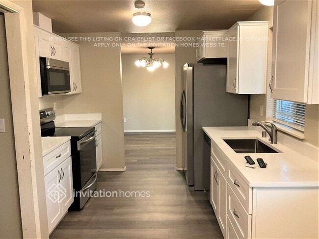 Photo - 12239 Oak Tree Pl SW