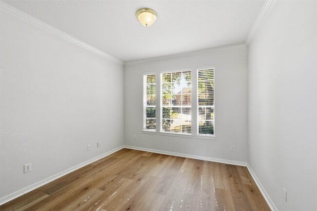 Building Photo - 22314 Ivy Stone Ct