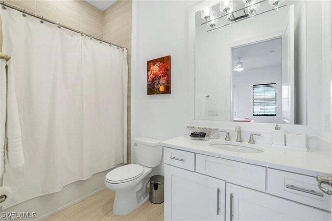 Building Photo - 16374 Viansa Wy Unit 302