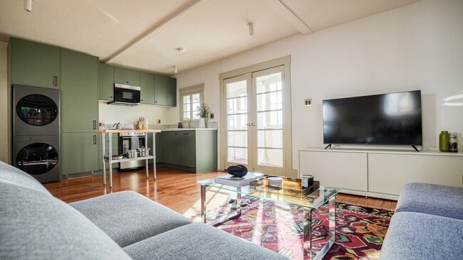 Photo - 3907 Berenice Pl