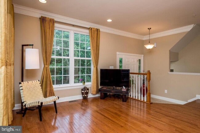 Photo - 2123 Split Creek Ln