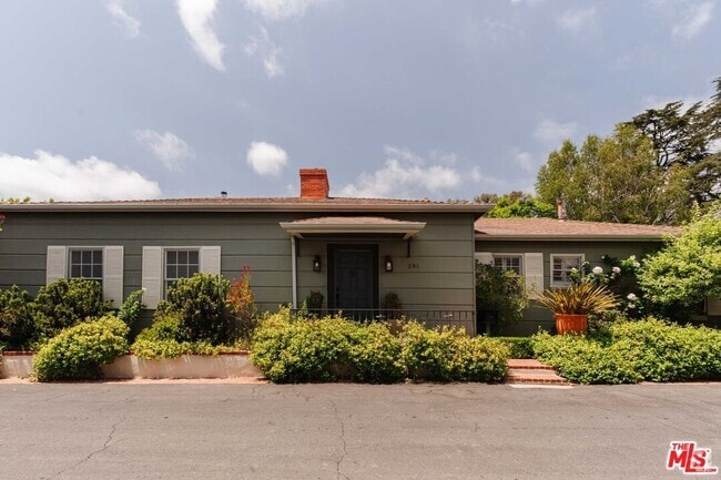 Building Photo - 261 S Carmelina Ave Rental