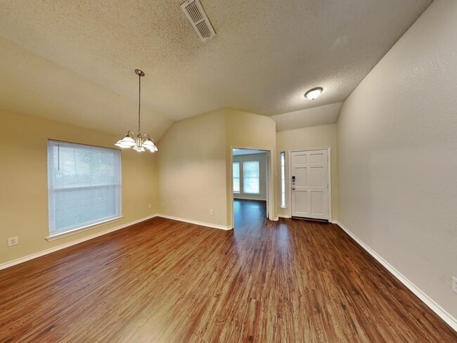 Photo - 6937 Meandering Creek Ln