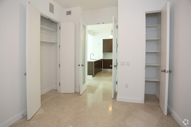 1BR1BA Office