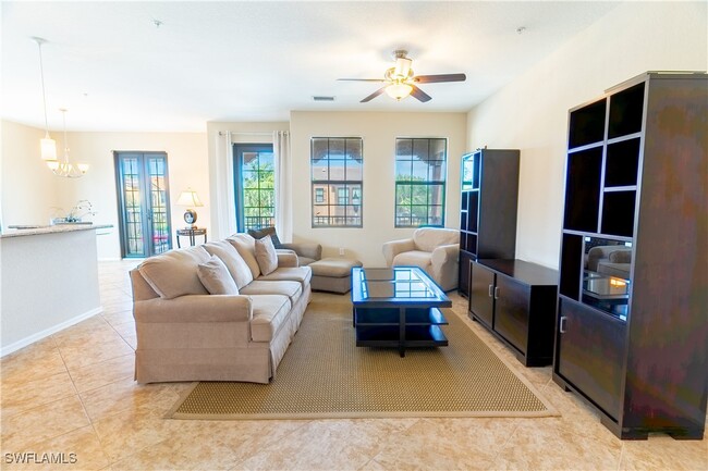 Photo - 9067 Capistrano St N