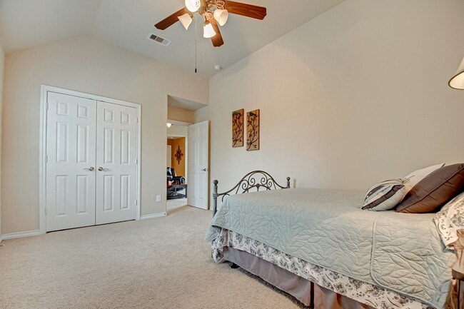 Building Photo - 20754 Kenswick Park Dr