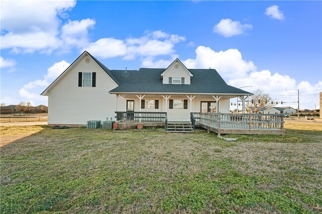 Building Photo - 1092 N Main St