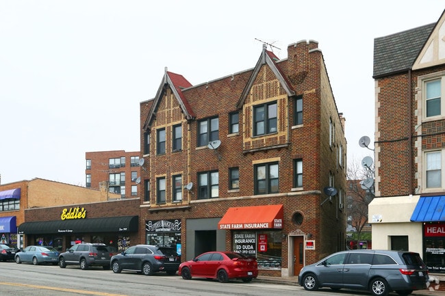 Photo - 12 E Northwest Hwy