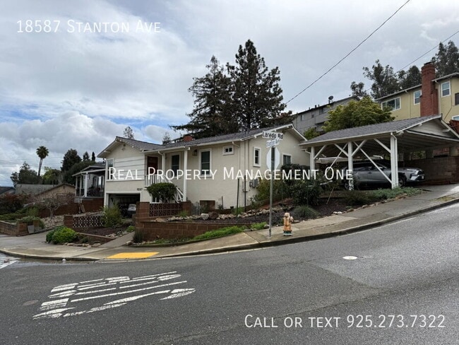 Photo - 18587 Stanton Ave
