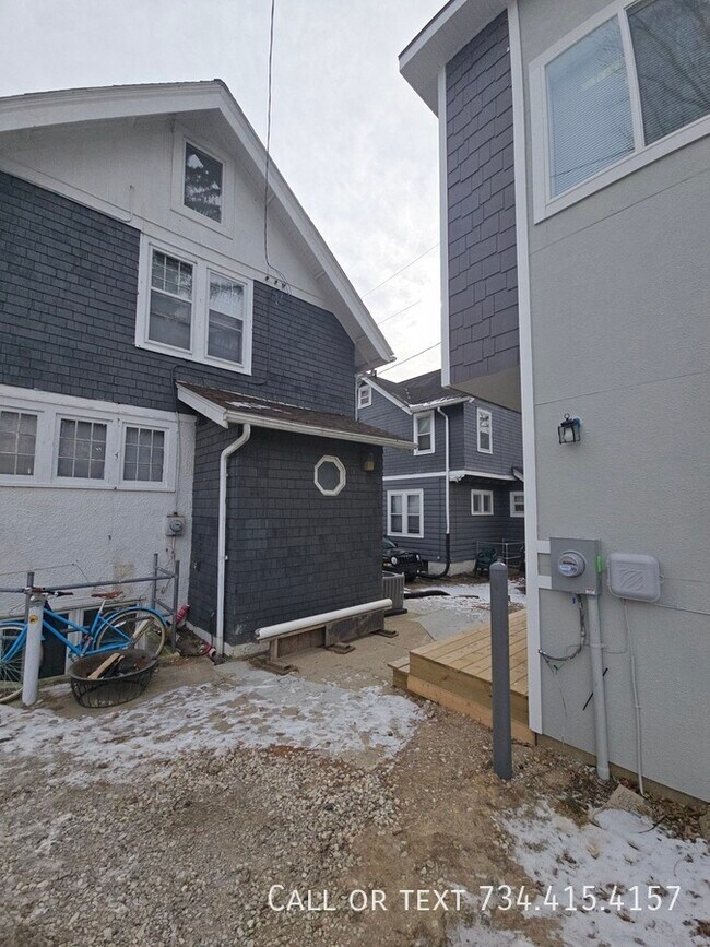 Photo - 536 Walnut St Unit 1