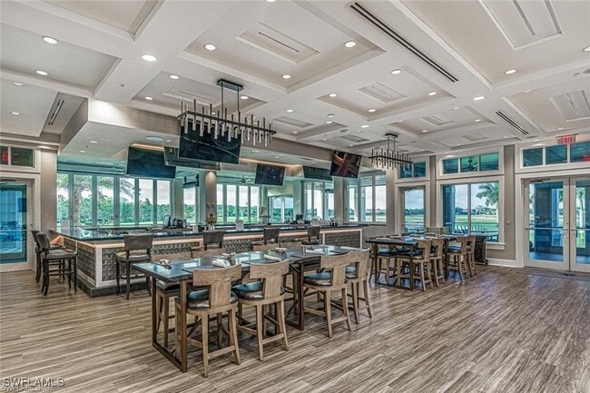 Building Photo - 10032 Oakhurst Way