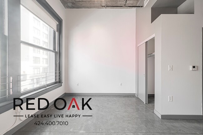 Photo - 430 S Broadway Unit 102